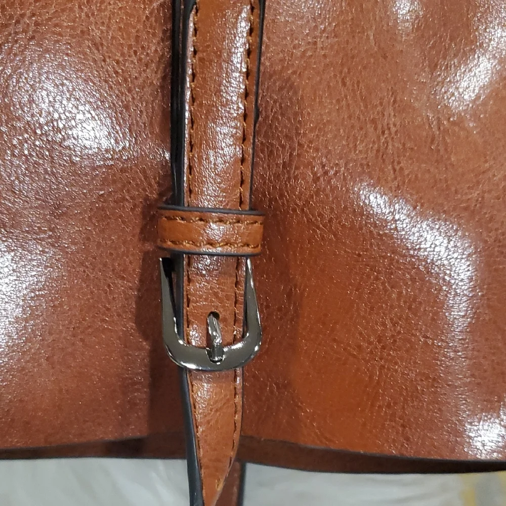 Acelure Leather Tote Bag in Rich Brown - Picture 15 of 16